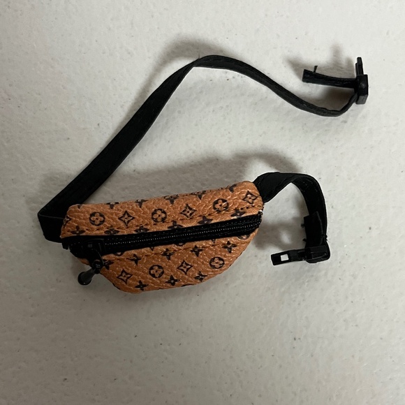 Designer Overalls Bucket Hat Bag 3 Piece Outfit For Labubu White - Picture 9 of 13